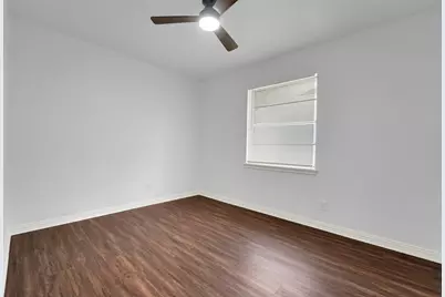 510 Pleasant Valley Road, Garland, TX 75040 - Photo 14