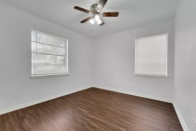 510 Pleasant Valley Road, Garland, TX 75040 - Photo 12