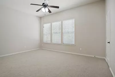 9404 National Pines Drive, McKinney, TX 75072 - Photo 16