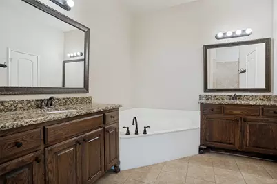 9404 National Pines Drive, McKinney, TX 75072 - Photo 18