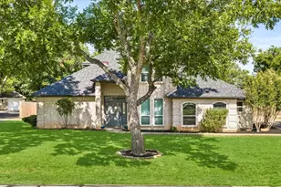 6105 Belvidere Cir, Granbury, TX 76049 - Photo 2