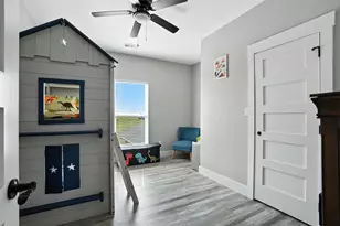 7271 Michelle Pt, Krum, TX 76249 - Photo 36