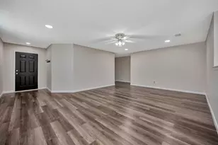 1952 Copper Mountain Dr, Fort Worth, TX 76247 - Photo 2