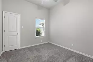 451 Silverton Dr, Granbury, TX 76049 - Photo 16