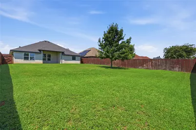 451 Silverton Drive, Granbury, TX 76049 - Photo 20
