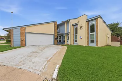1813 Greenspring Circle, Garland, TX 75044 - Photo 6