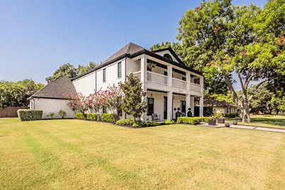3062 Primrose Lane, Farmers Branch, TX 75234 - Photo 2