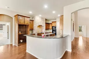1208 Catherine Ln, Burleson, TX 76028 - Photo 14