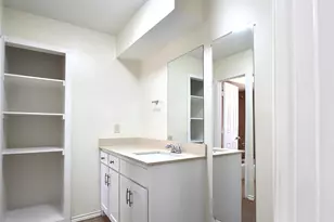 7618 Thistle Ln, Dallas, TX 75240 - Photo 10