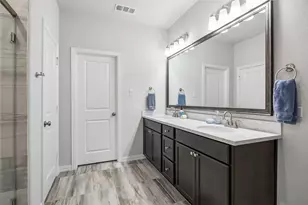1501 Buckeye Trl, Garland, TX 75042 - Photo 16
