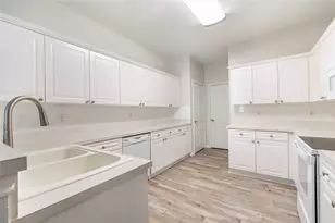 1801 Fern Ct, Grapevine, TX 76051 - Photo 8