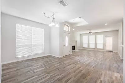 1801 Fern Court, Grapevine, TX 76051 - Photo 4