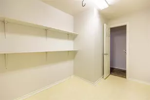 1801 Fern Ct, Grapevine, TX 76051 - Photo 18