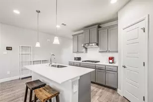1501 Woodpecker St, Denton, TX 76205 - Photo 10