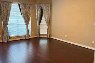 3400 Silverwood Dr, Carrollton, TX 75007 - Photo 4