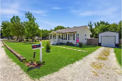 201 Spring Valley Circle, Azle, TX 76020 - Photo 4