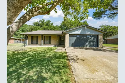 613 Cooper Street, Ennis, TX 75119 - Photo 1