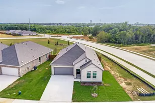3029 Eriskay Dr, Providence Village, TX 76227 - Photo 2