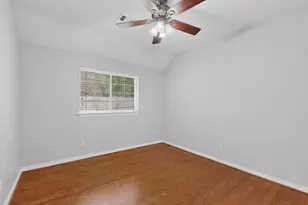 100 Shumard Ct, Irving, TX 75063 - Photo 24