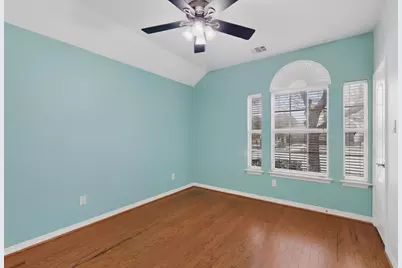 100 Shumard Court, Irving, TX 75063 - Photo 22
