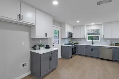 4815 Kelman Street, Dallas, TX 75214 - Photo 18