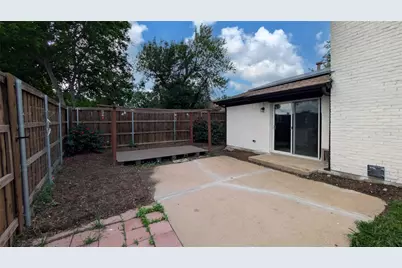 4122 Victoria Street, Irving, TX 75062 - Photo 28