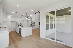 10614 Born Free Rd, Frisco, TX 75035 - Photo 10