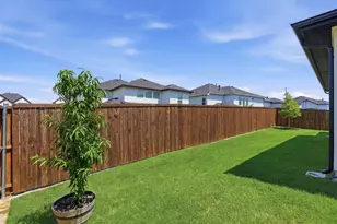 10614 Born Free Rd, Frisco, TX 75035 - Photo 30