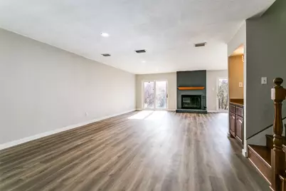 2112 Mistymeadow Court, Carrollton, TX 75006 - Photo 10