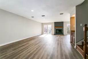 2112 Misty Meadow Ct, Carrollton, TX 75006 - Photo 10