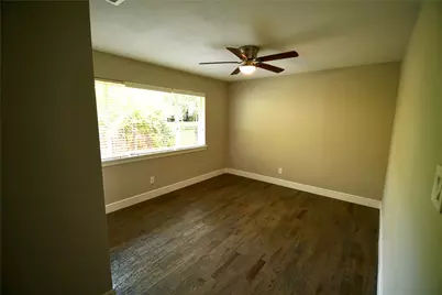 1015 Mitchell Road, Irving, TX 75060 - Photo 14