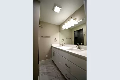 1015 Mitchell Road, Irving, TX 75060 - Photo 12