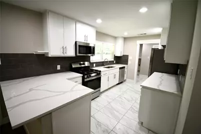1015 Mitchell Road, Irving, TX 75060 - Photo 2