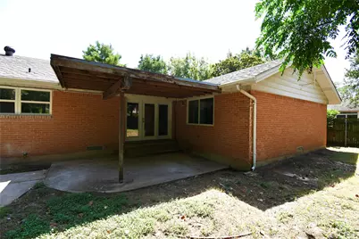 1015 Mitchell Road, Irving, TX 75060 - Photo 30