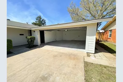 2805 Cornell Circle, Irving, TX 75062 - Photo 16