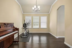 338 Wyndale Dr, Lewisville, TX 75056 - Photo 6