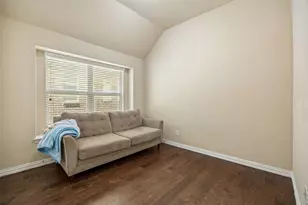 338 Wyndale Dr, Lewisville, TX 75056 - Photo 16