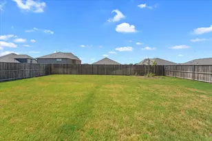 517 Brk Vw Dr, Van Alstyne, TX 75495 - Photo 16