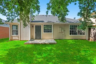 2401 Bennington Dr, Arlington, TX 76018 - Photo 28