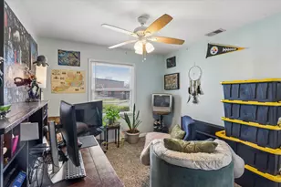 209 Kirksey St, Waxahachie, TX 75165 - Photo 12