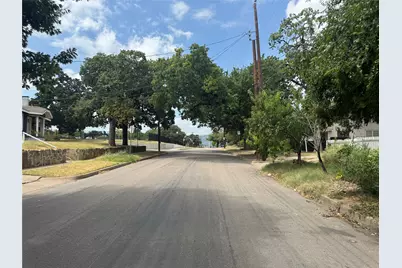 1112 Ballard Avenue, Dallas, TX 75208 - Photo 8