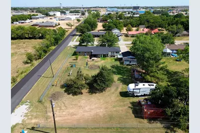 902 Meadowcreek Street, Krum, TX 76249 - Photo 18