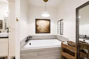 2421 Creek Dr, Granbury, TX 76048 - Photo 22
