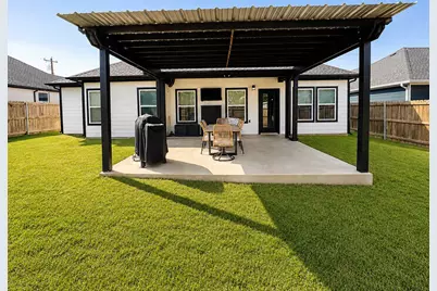 2421 Creek Drive, Granbury, TX 76048 - Photo 26
