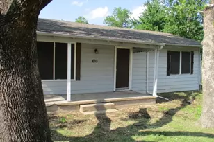 610 Jefferson Ave, Princeton, TX 75407 - Photo 2