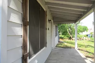 610 Jefferson Ave, Princeton, TX 75407 - Photo 6