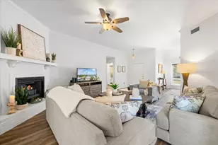10519 Ravenswood Rd, Granbury, TX 76049 - Photo 8