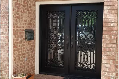 201 Wilshire Drive, Coppell, TX 75019 - Photo 2