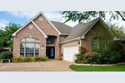 201 Wilshire Drive, Coppell, TX 75019 - Photo 1
