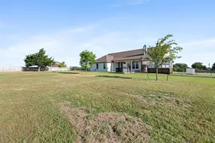 2060 Melton Rd, Sanger, TX 76266 - Photo 36